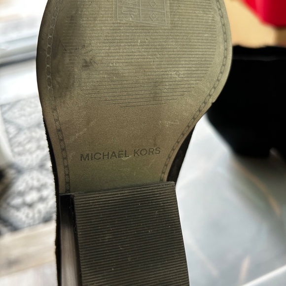 Designer Boots - Picture 3 of 5